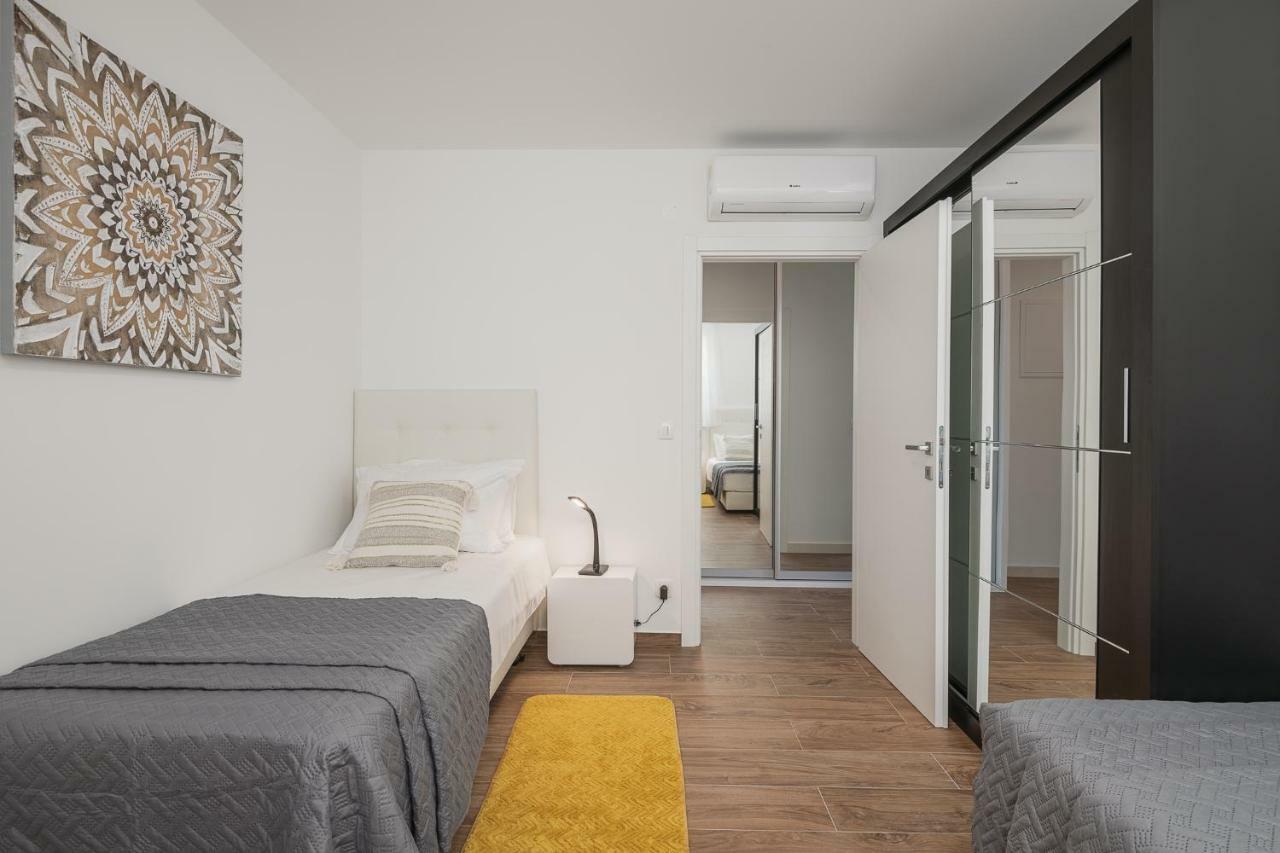 Stella Apartment *